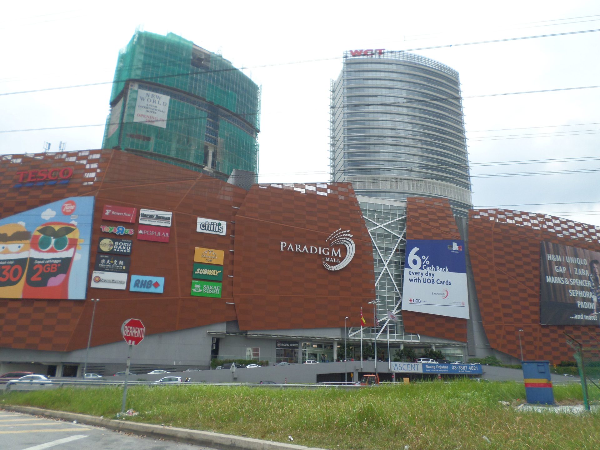 Paradigm Mall PJ
